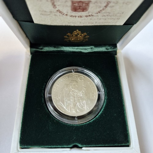 2001 vatican city state - vatican, pope