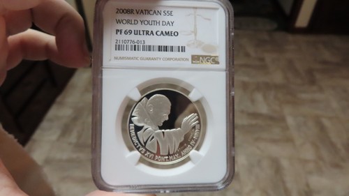 Vatican city 2008 5 euro - city.,